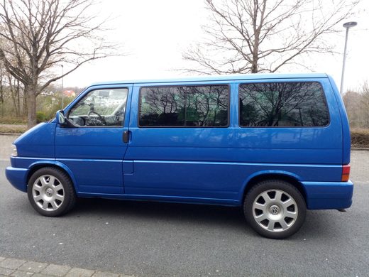 VW T4 pełny widok z boku